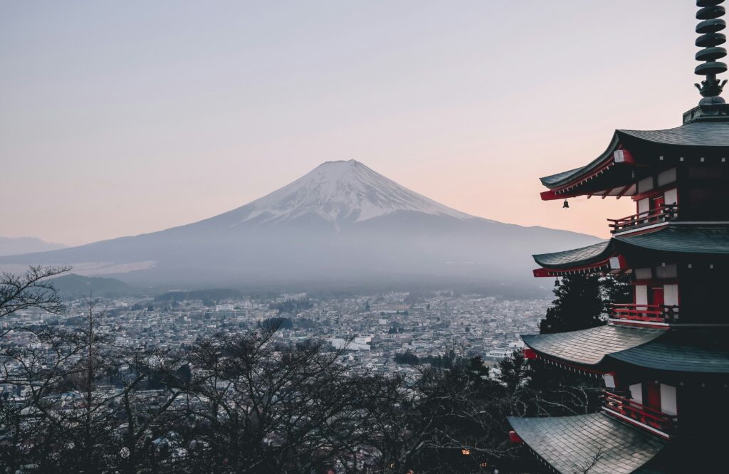The Ultimate Guide to the Best Time to Visit Japan: A Season-by-Season Breakdown